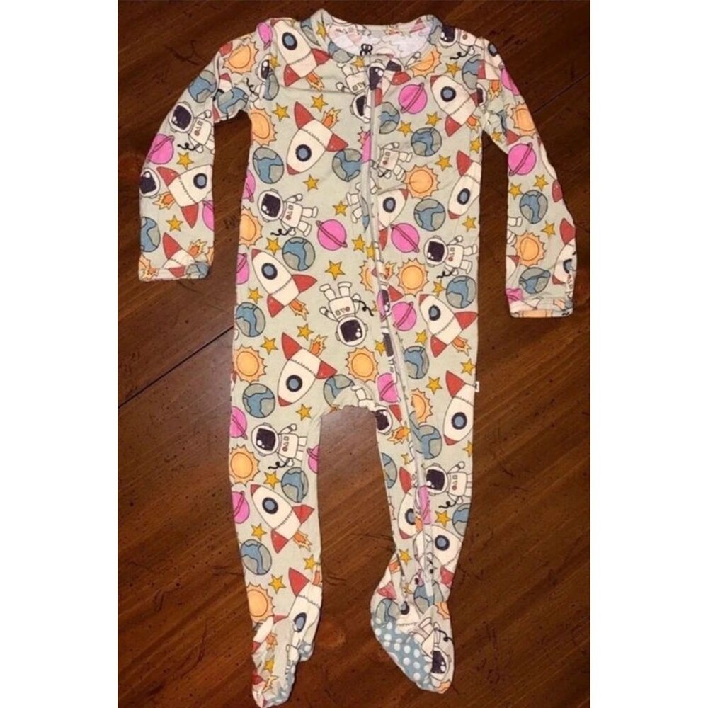 Bums and Roses Sleeper 12-18M